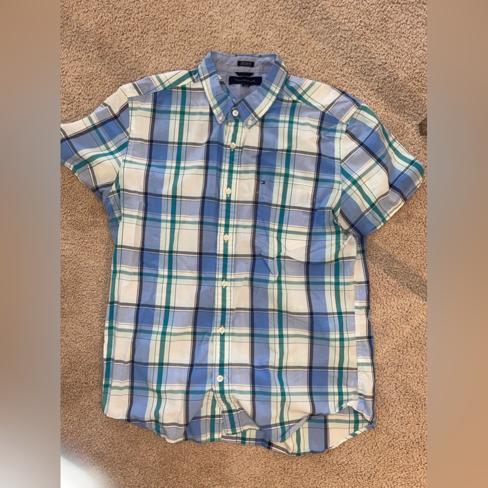 Tommy Hilfiger Mens Plaid Short Sleeve Button Up Shirt